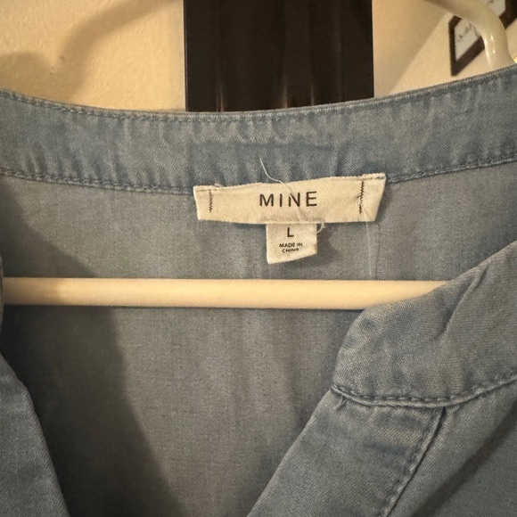 MINE light weight soft denim shirt with button up sleeves Large - Picture 4 of 5